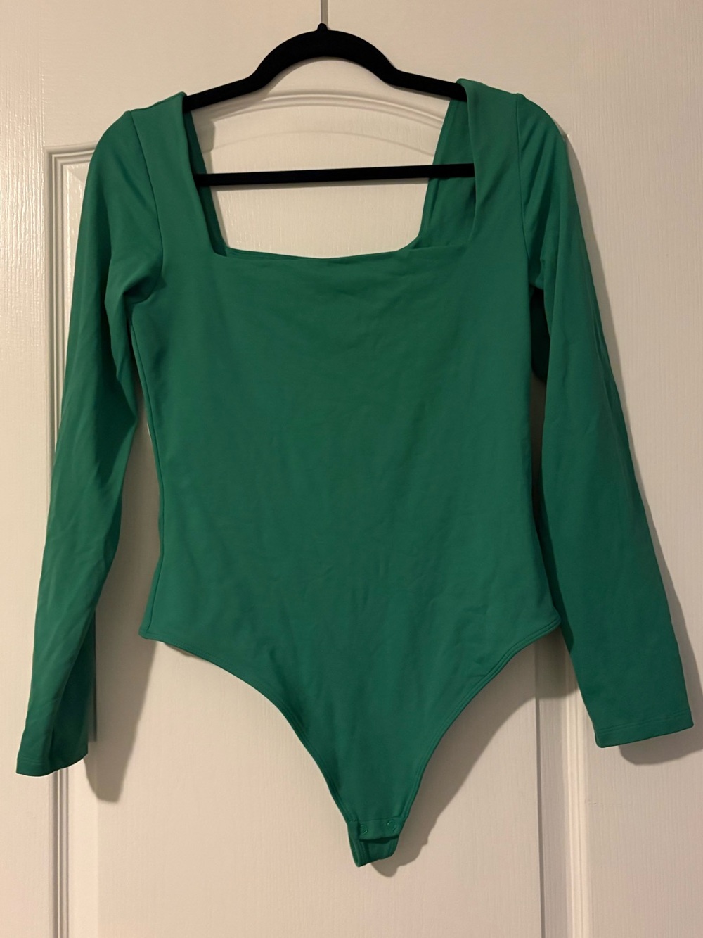 Babaton Contour Square Neck Bodysuit